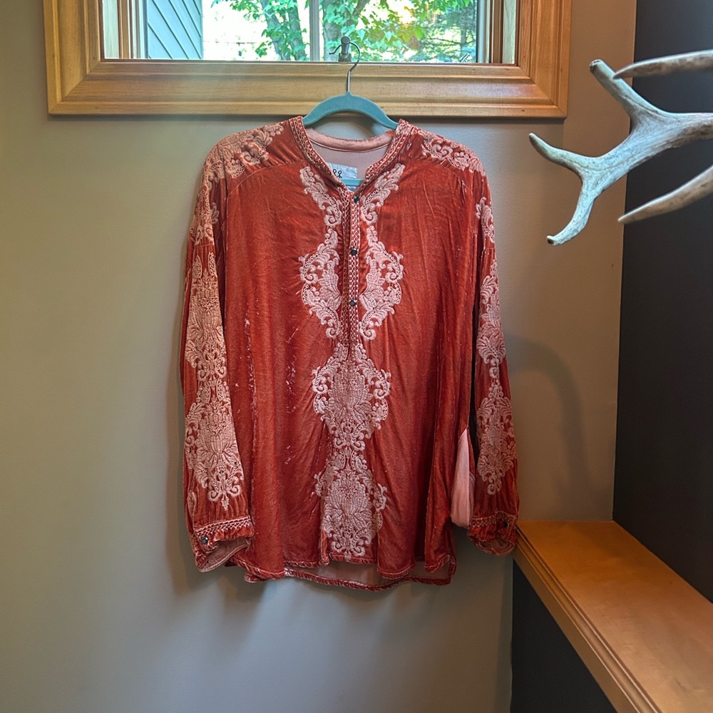 Johnny Was Red and White Long Sleeve Tee
